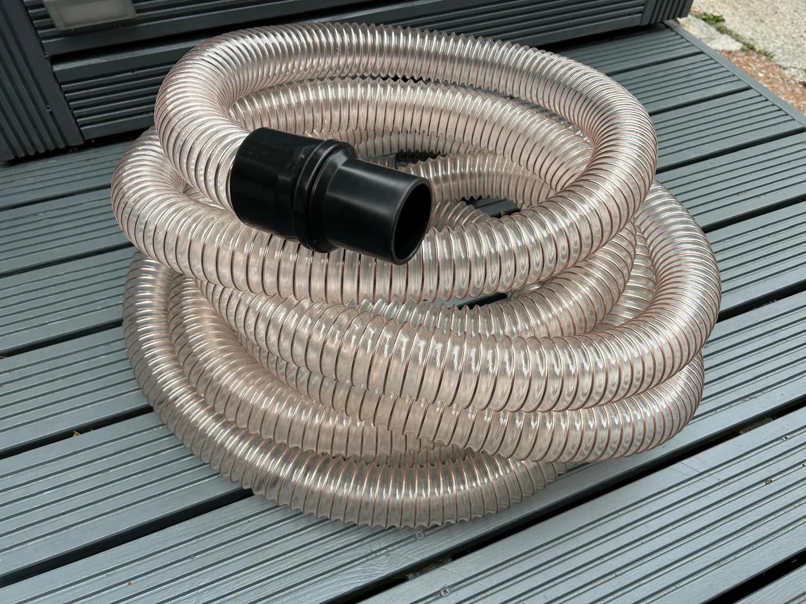 Gutter vacuum hose